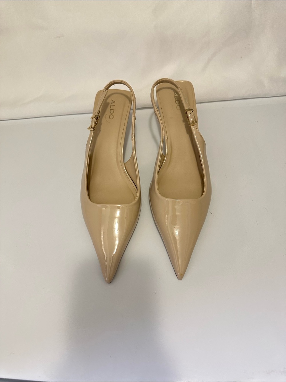 Aldo Pillow Walk Beige Patent Pointed Slingback Flats. Size 9